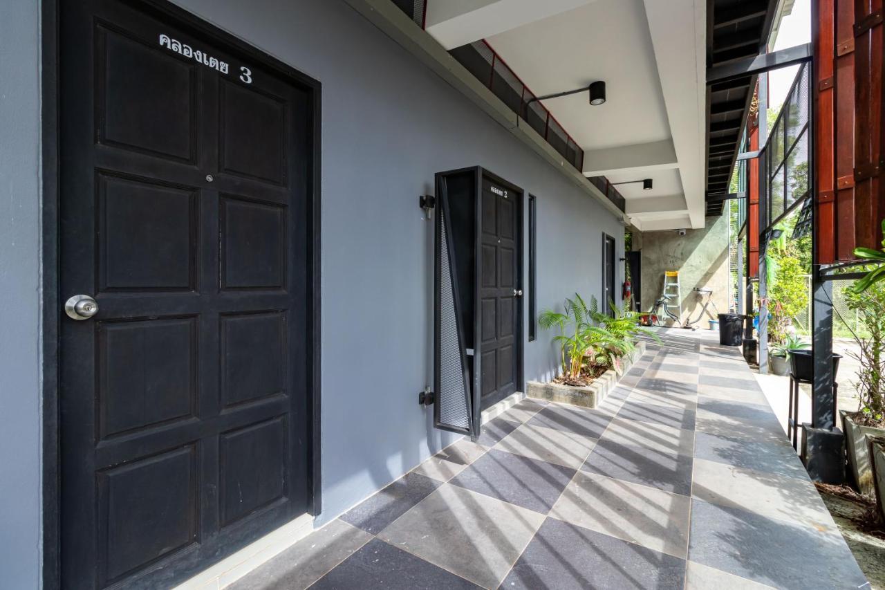 Cs Klongtoey Grand Resort Ban Yep Chaeng Exterior photo